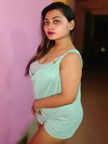 Curvy call girls Varanasi